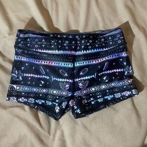 Geometric Patterned Black Women's Shorts